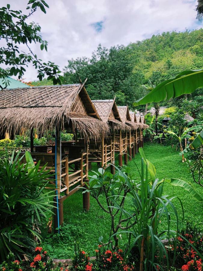 Karen Eco Lodge Ban Kat Esterno foto
